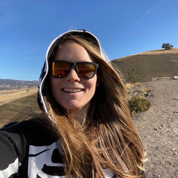 Meet your Posher, Kelsey - Picture 1 of 1